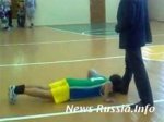Чиновник из Башкирии решил запретить Интернет за видеоролик в котором школьники целуют ему ноги