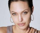 Анджелина Джоли пригласила Кейт Миддлтон потусоваться