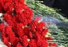 Владимир Владимиров возложил цветы к памятнику в поселке Ульяновка
