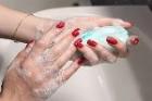 Триклозан за время обычного мытья рук не спасет от микробов