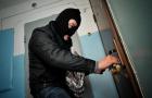 Ставрополец ограбил дом сельской жительницы почти на миллион рублей