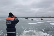 Спасатели провели профилактическую работу с любителями зимней рыбалки