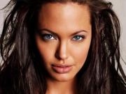 Анджелина Джоли раскрыла свои темные секреты