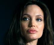 Анджелина Джоли больна раком?