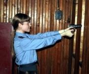 Женщины-полицейские соревновались в стрельбе