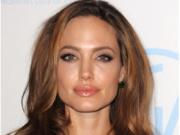 Анджелина Джоли потратила 2 миллиона долларов на вертолет