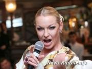 Волочкова предложила отправить «Pussy Riot» чистить туалеты