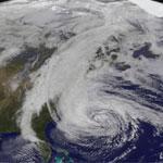 Ураган \"Сэнди\" стремительно движется к побережью США