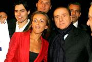 Седина в бороду - бес в ребро, Берлускони жжёт