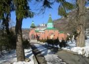 Нападению вандалов подвергся Успенский Второ-Афонский монастырь в Лермонтове