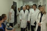Парламентарии Ставрополья посетили с проверкой краевую детскую больницу