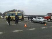 На Ставрополье «легковушка» столкнулась с рейсовым автобусом
