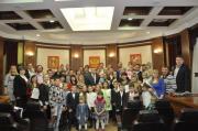 Молодым семьям Ставрополя вручили жилищные сертификаты