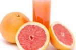 Сок грейпфрута в сочетании с медикаментами более опасен, чем считали раньше