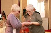 Многодетных матерей Ставрополья наградили медалями «Материнская слава»