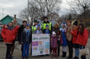 Сотрудники Госавтоинспекции поздравили ставропольских мам с наступающим праздником