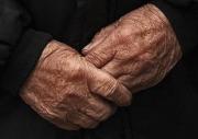 На Ставрополье одиноко проживающим старикам раздадут «Кнопки жизни»