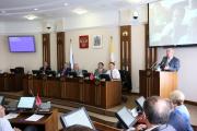 Защиту прав ставропольцев проанализировали краевые депутаты