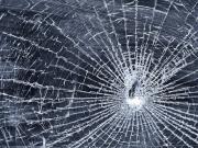 В Ставрополе мужчина гаечным ключом разбил стекло автомобиля