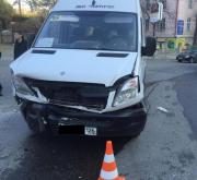 В ДТП с участием маршрутки в Кисловодске пострадали 7 человек