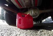 Ставрополец похитил из бензобака авто 500 литров топлива