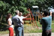 Активисты ОНФ проверили безопасность детских площадок на Ставрополье