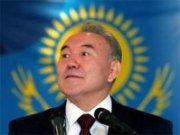 Депутаты «и весь народ Казахстана» попросили Назарбаева остаться президентом до 2020 года