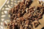 Каши, коричневый рис и хлеб - недорогая, простая и надежная защита от рака кишечника