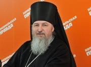 Ставропольский Епископ вручил матери больного ребенка сертификат на покупку медоборудования