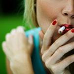 Учёные выяснили что толкает женщин к курению, результаты поражают!