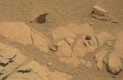 Curiosity нашел на Марсе странный «мяч»